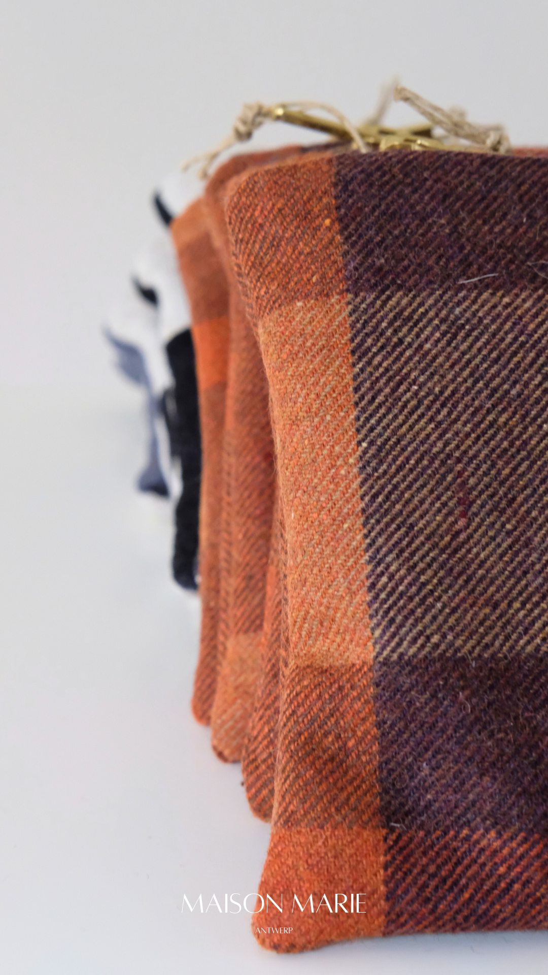 Pochette Limited Edition wol geruit burgundy - oranje