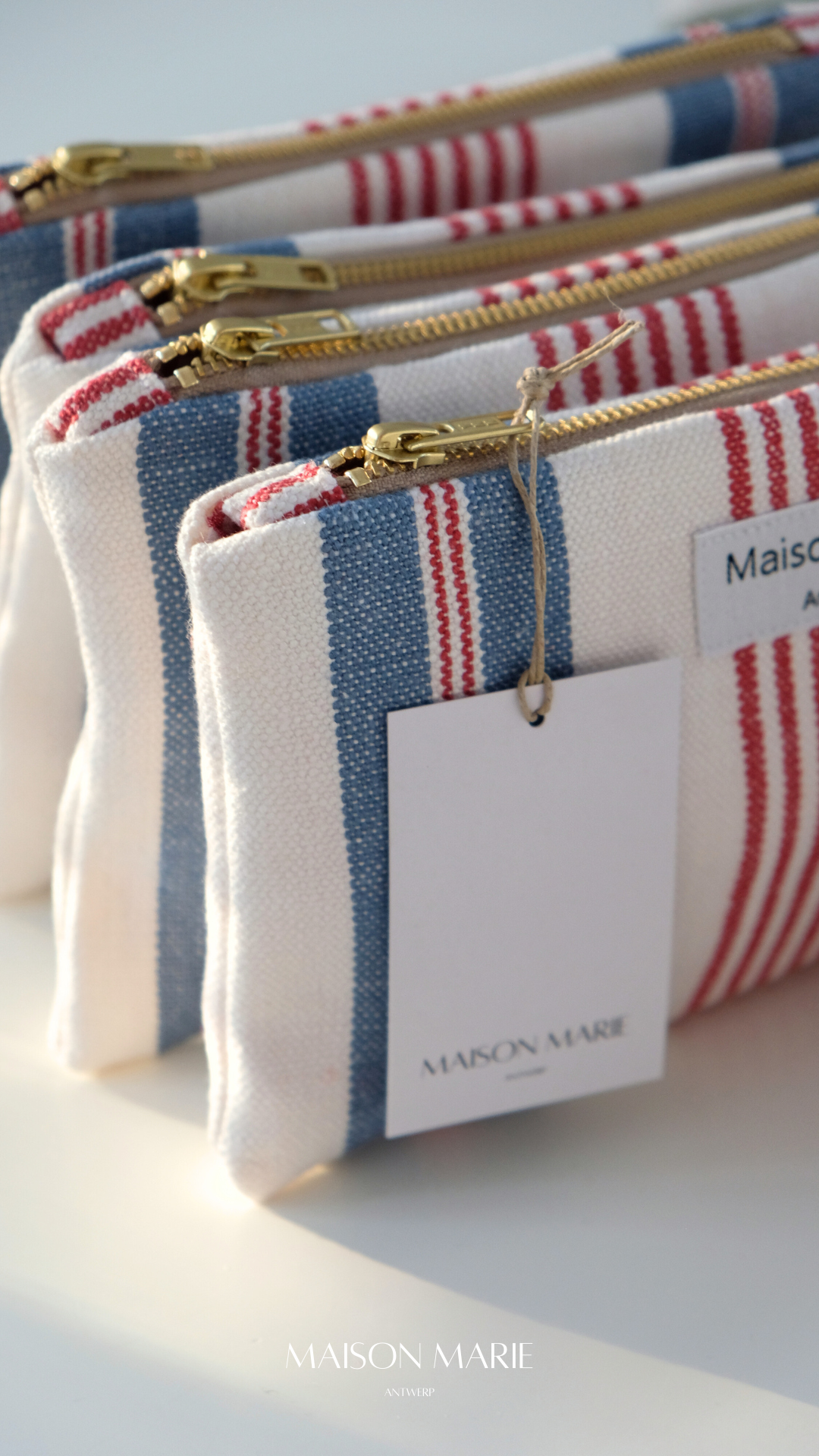 Pochette Limited Edition Blauw-rood