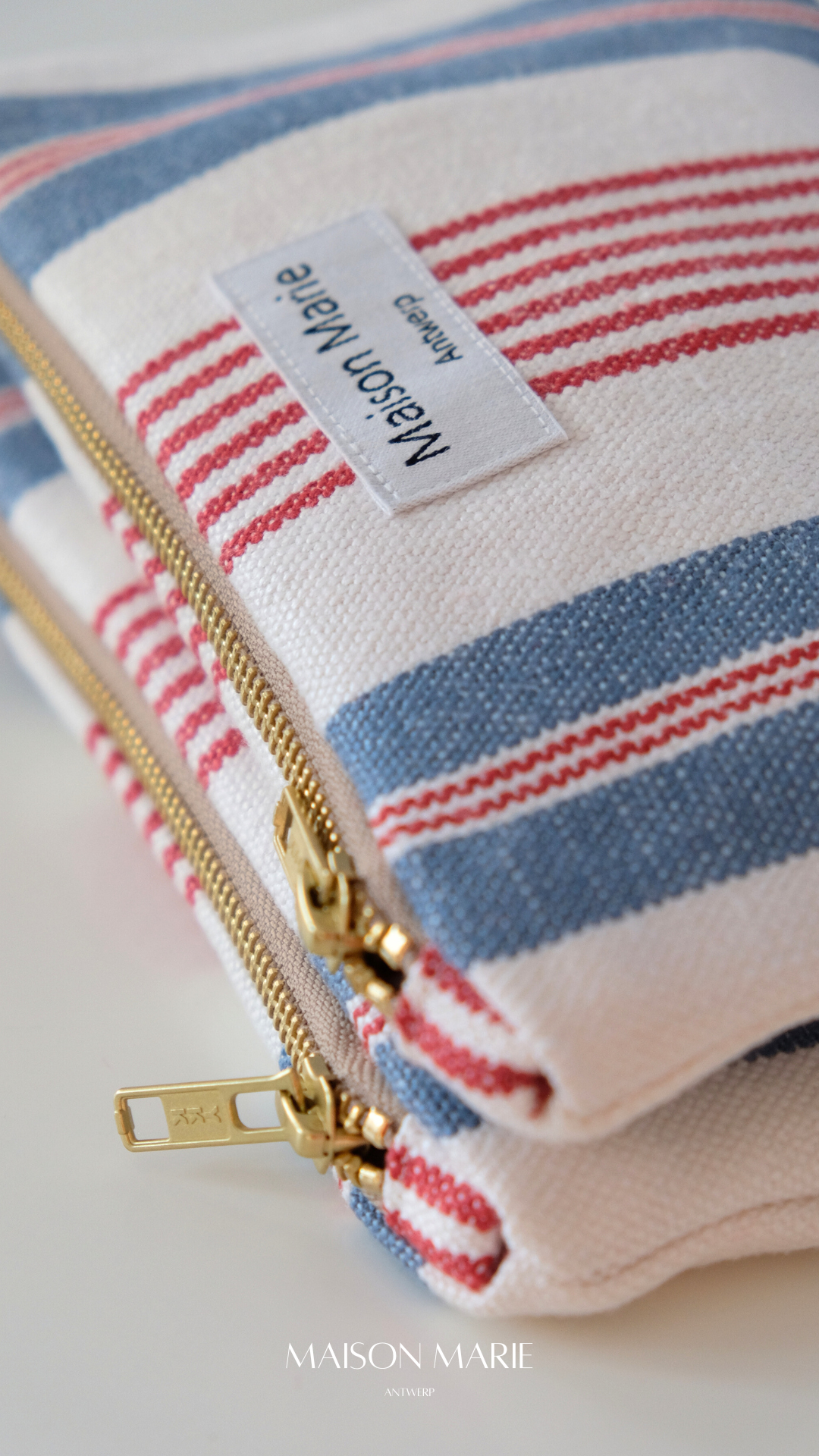Pochette Limited Edition Blauw-rood